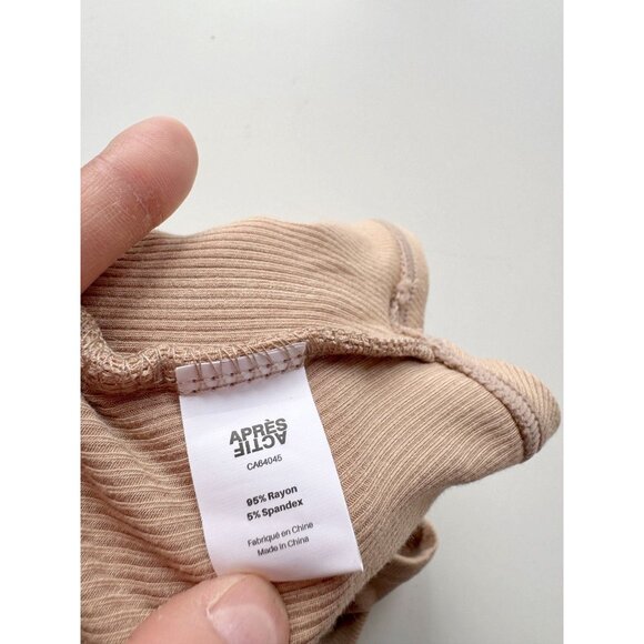 APRES ACTIF Beige Champagne Essential Ribbed Cropped Racerback Tank, Size S - Picture 9 of 10